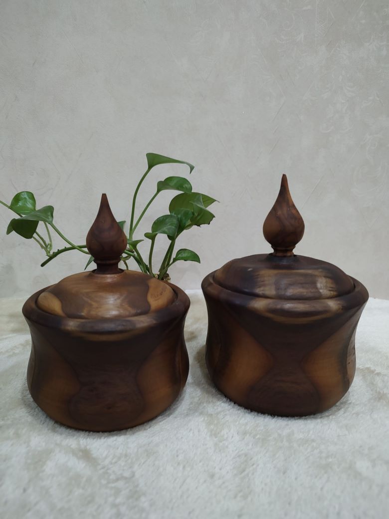 محصولات و ظروف چوبی